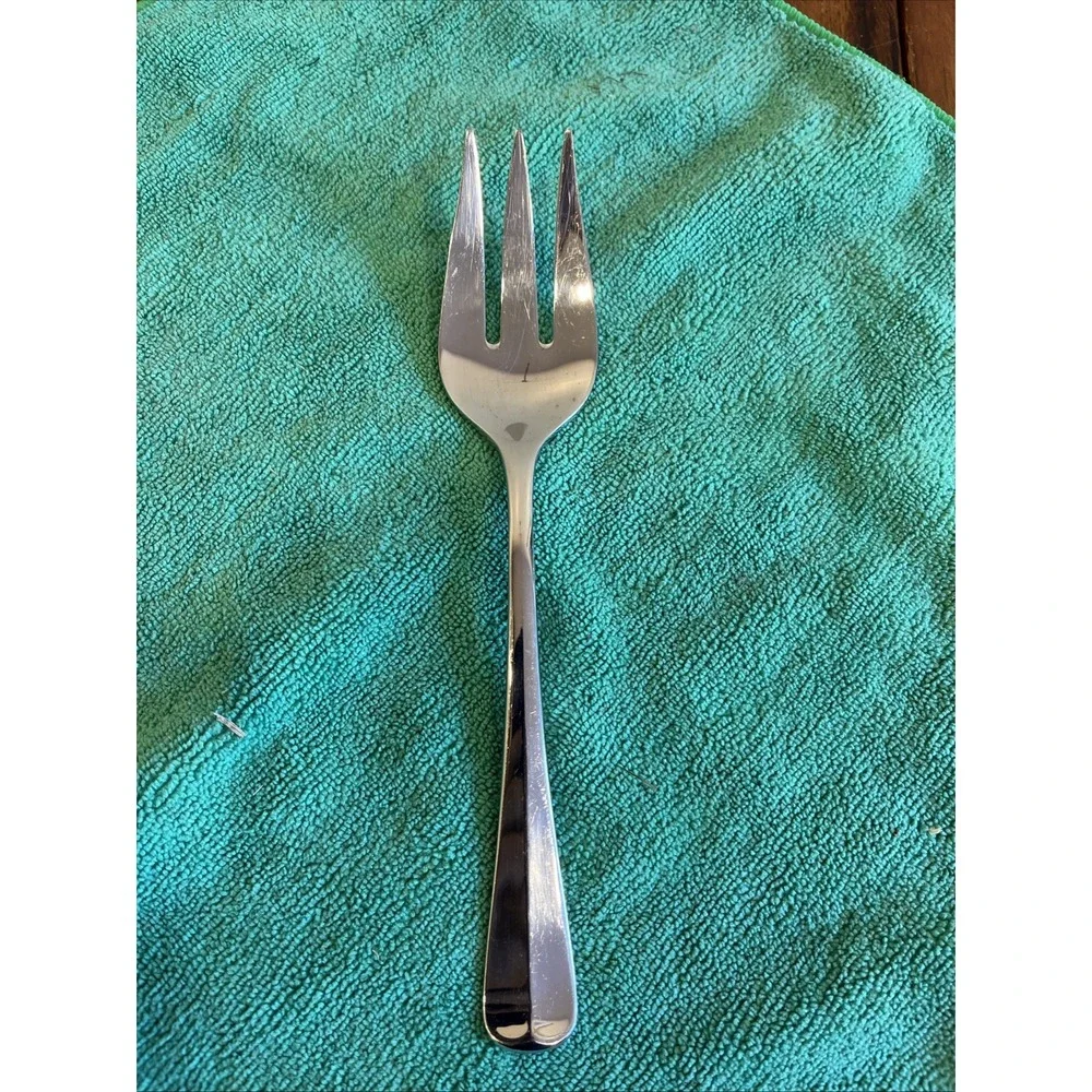 Gorham COLONIAL TIPT GLOSSY Cold Meat Fork 8 5/8